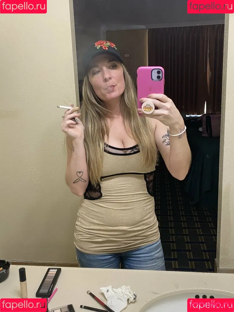emmacantquit Onlyfans Photo Gallery 
