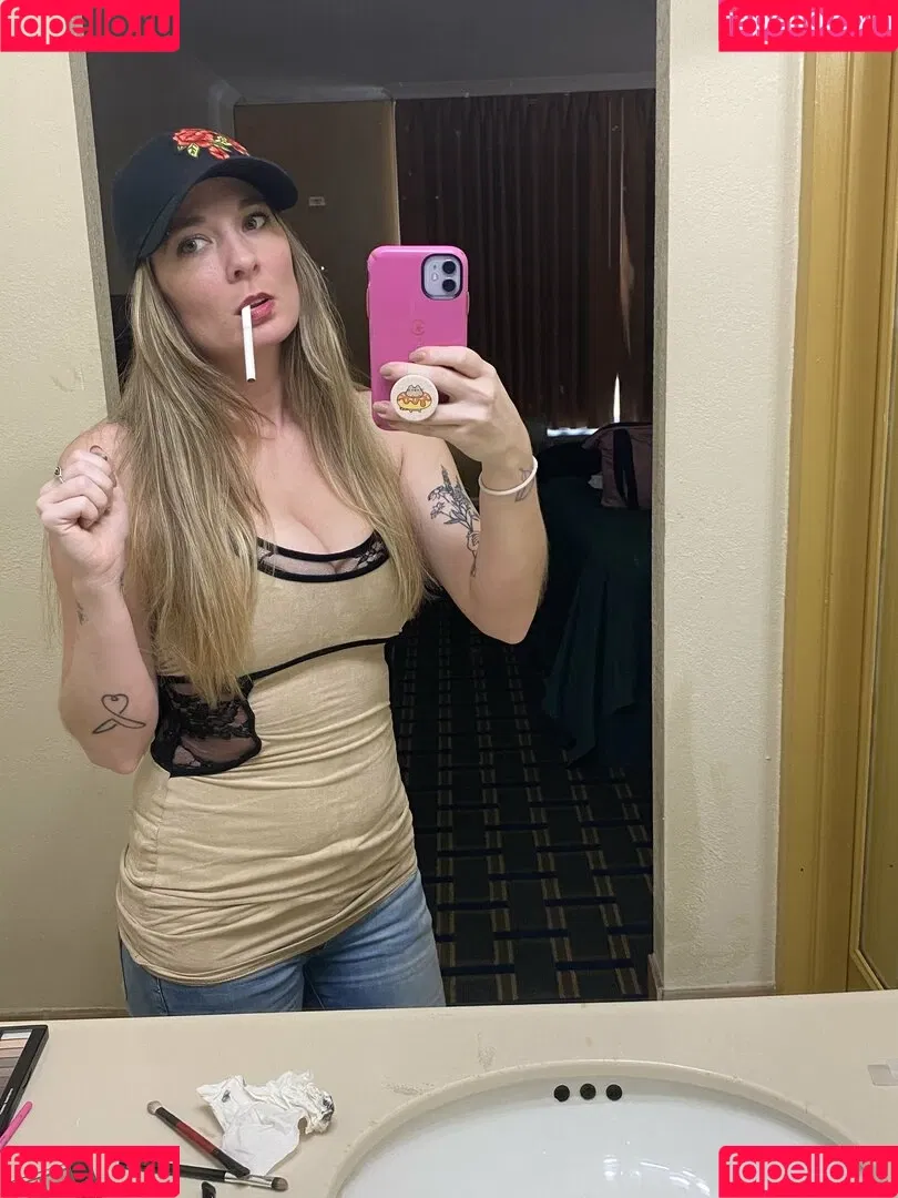emmacantquit Onlyfans Photo Gallery 