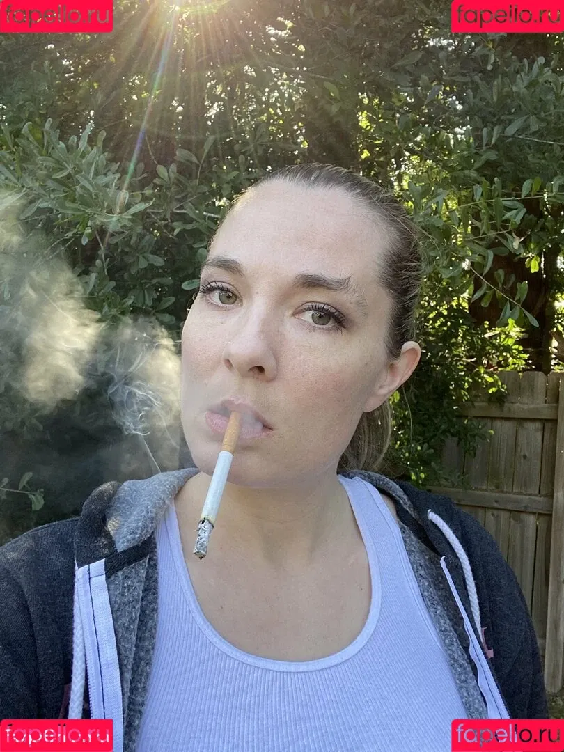 emmacantquit Onlyfans Photo Gallery 