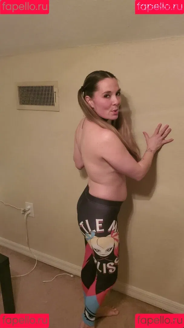 emmacantquit Onlyfans Photo Gallery 