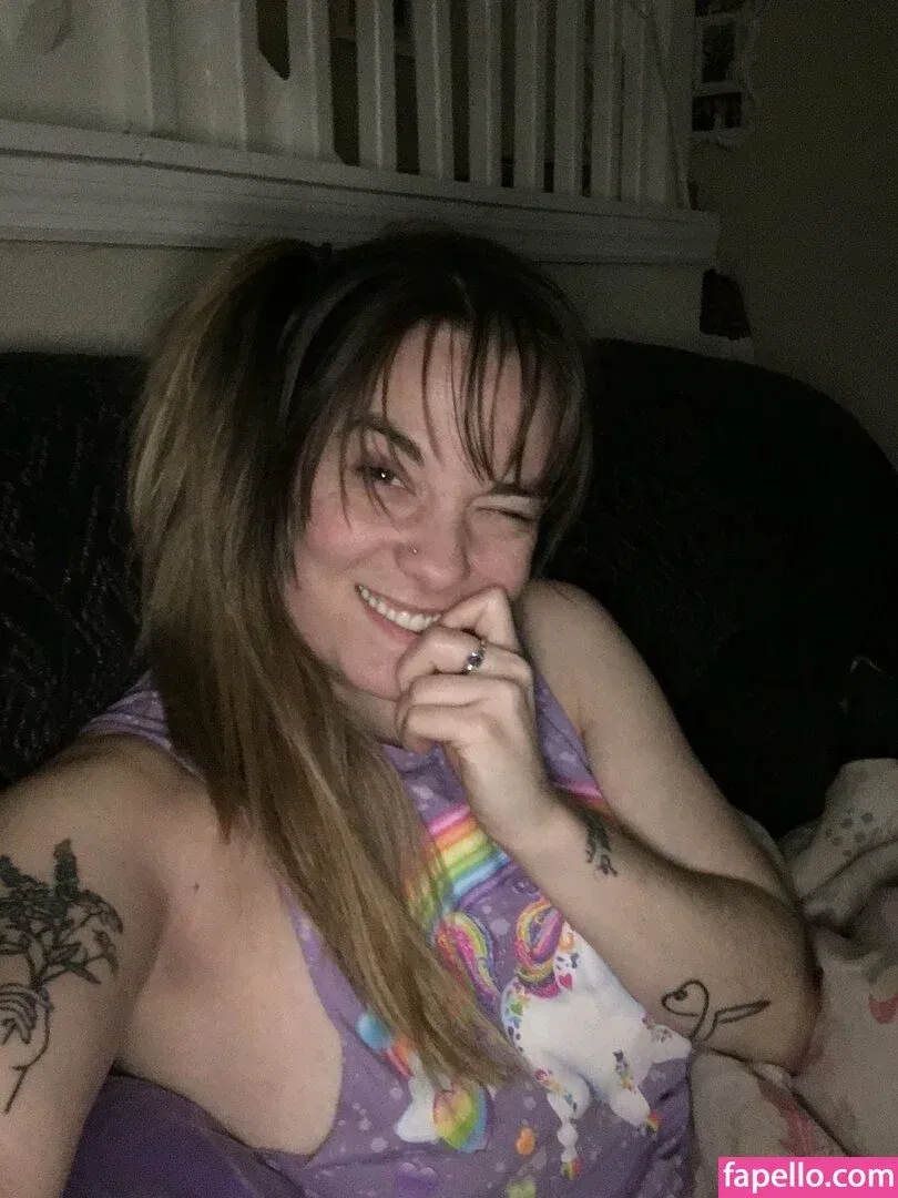 emmacantquit Onlyfans Photo Gallery 