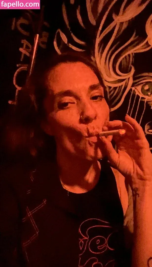 emmacantquit Onlyfans Photo Gallery 