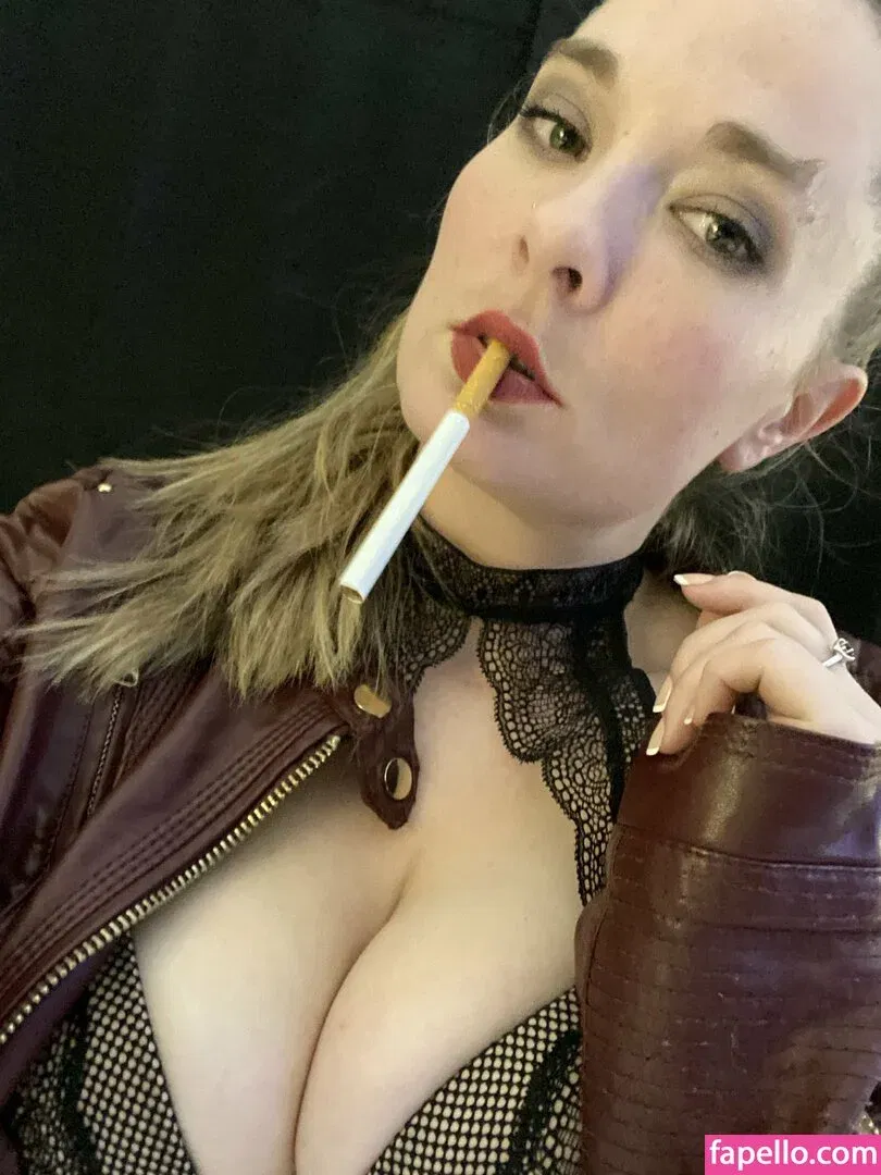 emmacantquit Onlyfans Photo Gallery 