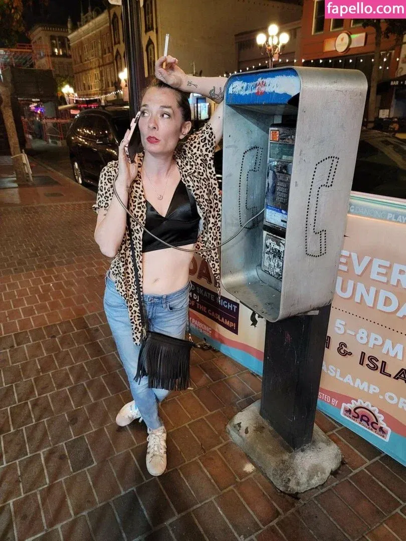 emmacantquit Onlyfans Photo Gallery 