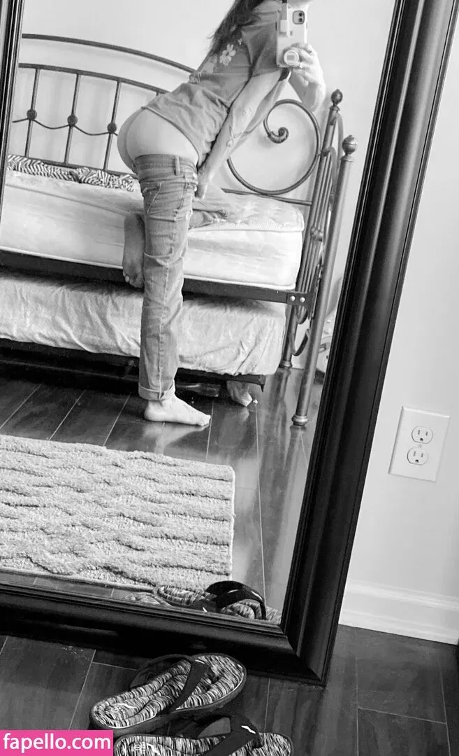 emmacantquit Onlyfans Photo Gallery 