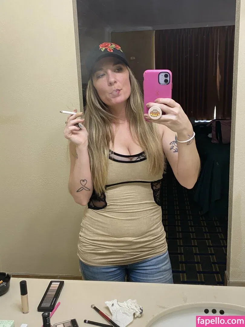 emmacantquit Onlyfans Photo Gallery 