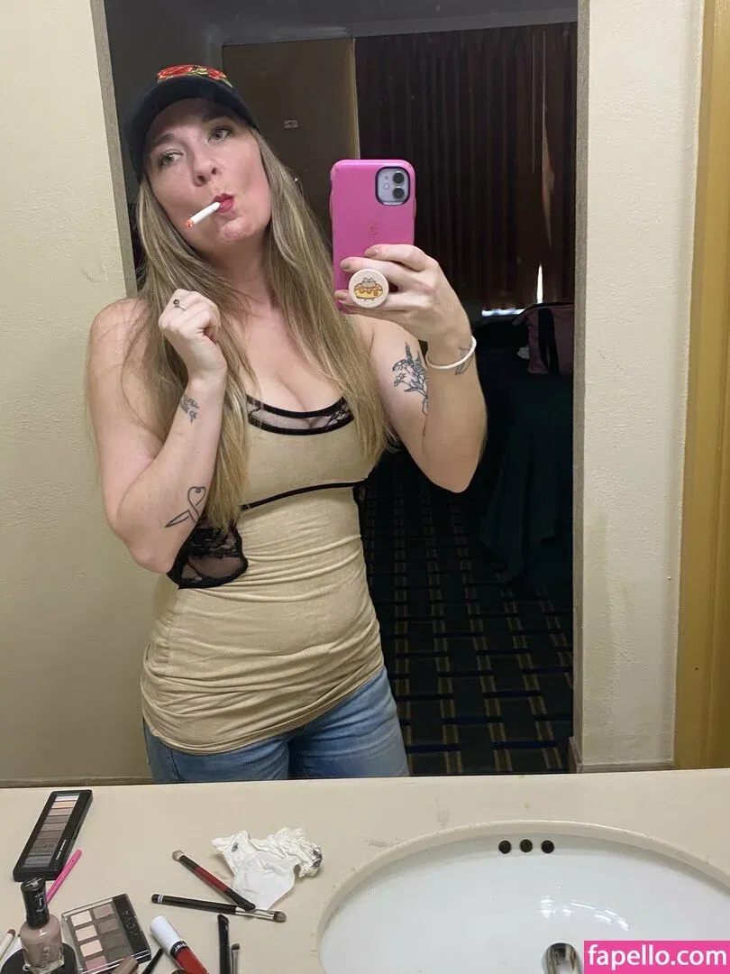 emmacantquit Onlyfans Photo Gallery 