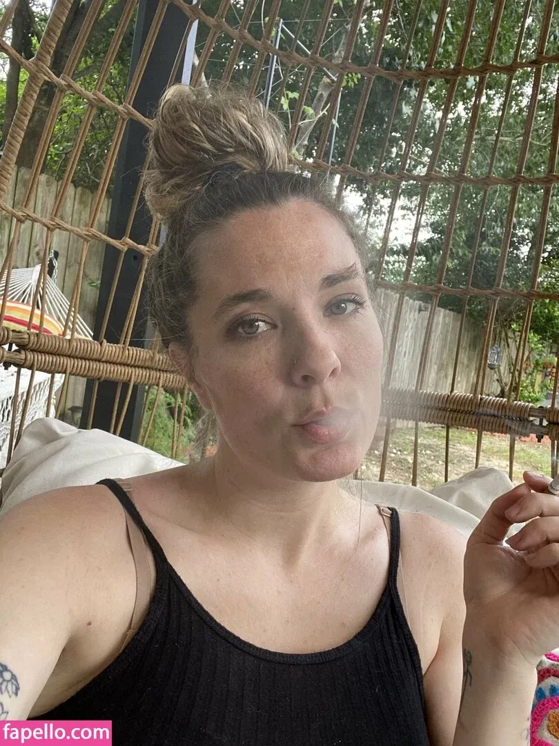 emmacantquit Onlyfans Photo Gallery 