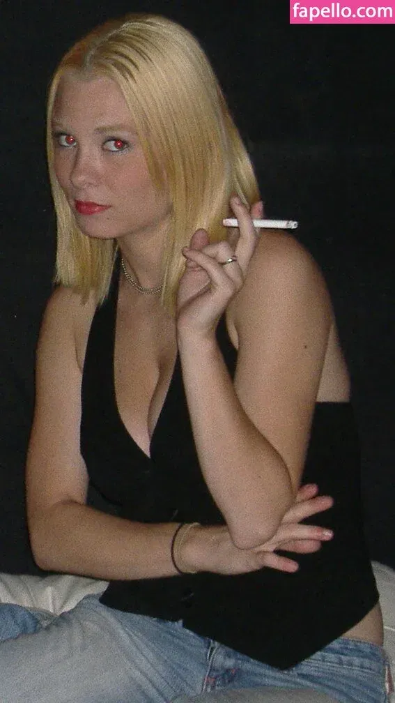 emmacantquit Onlyfans Photo Gallery 