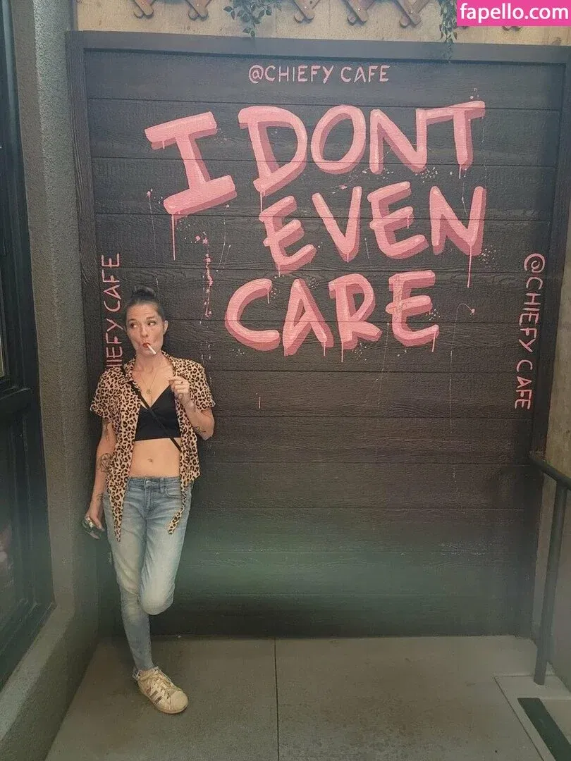 emmacantquit Onlyfans Photo Gallery 