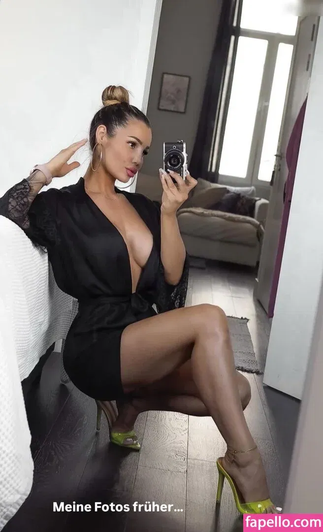 Oksana Alma Onlyfans Photo Gallery 