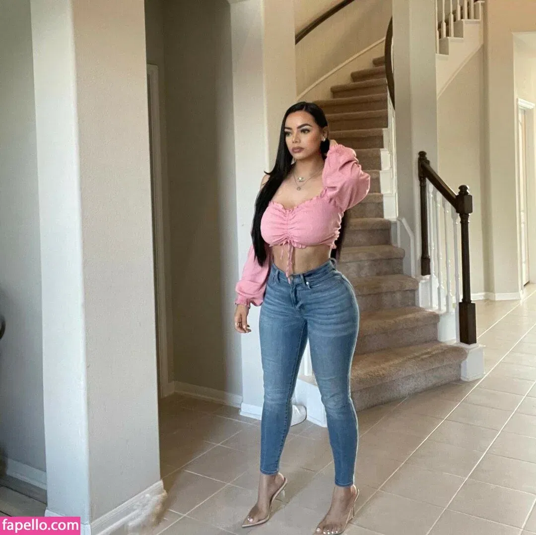 Ruby Main Onlyfans Photo Gallery 