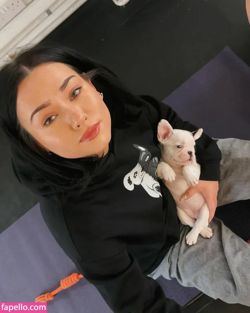 Amy Roseling Onlyfans Photo Gallery 