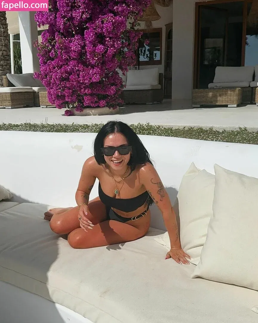 Amy Roseling Onlyfans Photo Gallery 