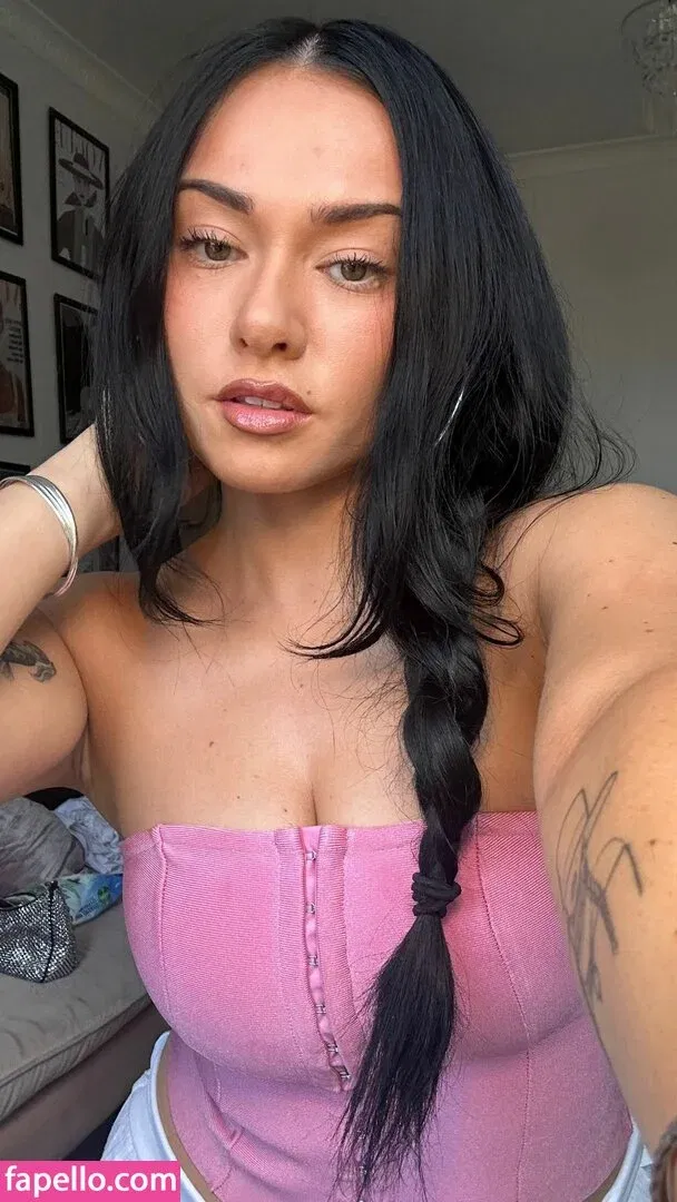 Amy Roseling Onlyfans Photo Gallery 