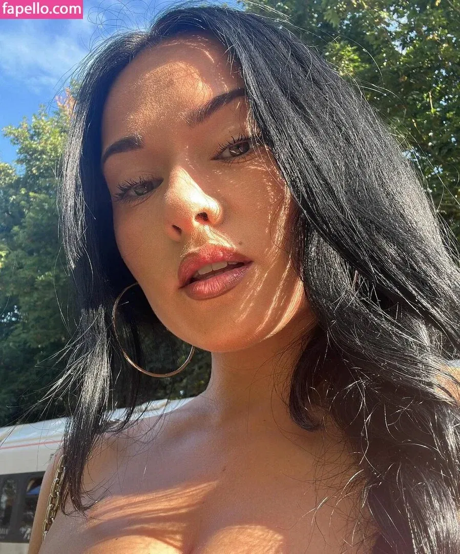 Amy Roseling Onlyfans Photo Gallery 