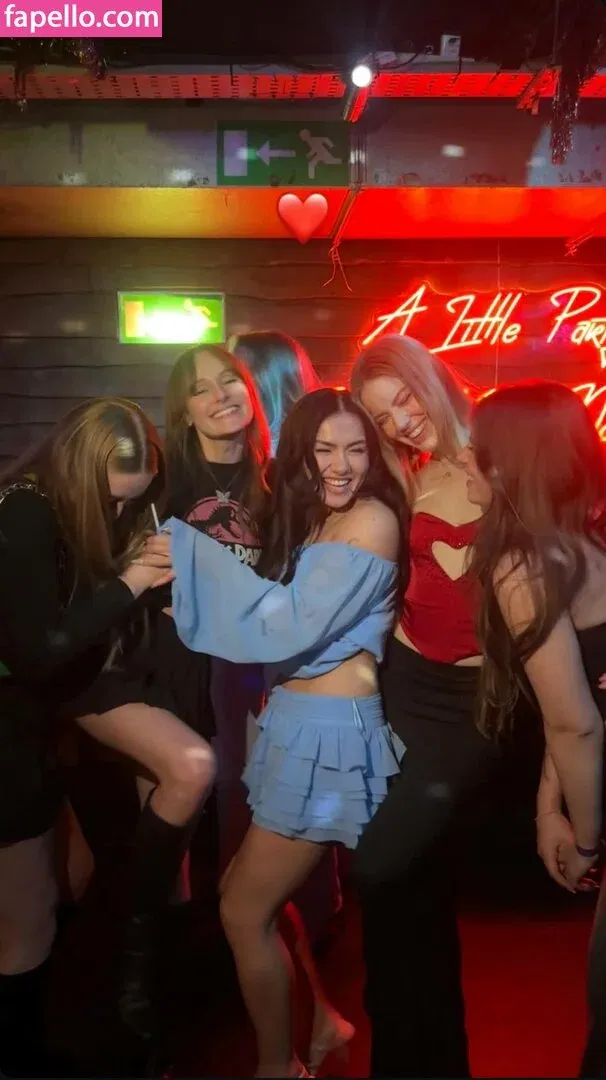 Amy Roseling Onlyfans Photo Gallery 