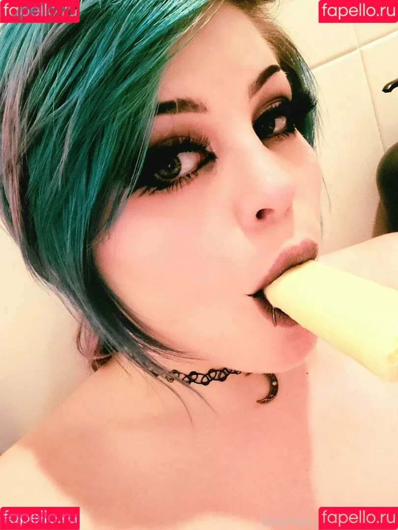 the.merr.cat Onlyfans Photo Gallery 