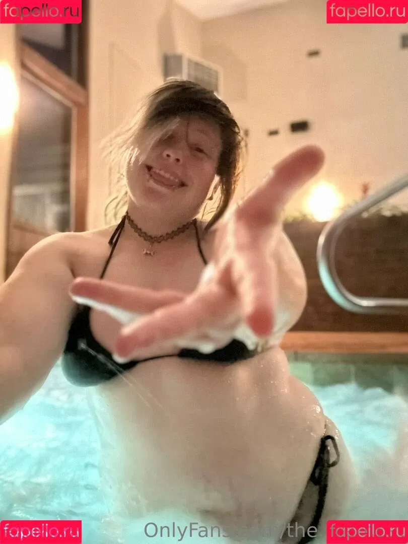 the.merr.cat Onlyfans Photo Gallery 
