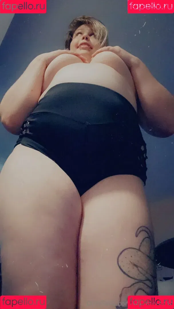 the.merr.cat Onlyfans Photo Gallery 