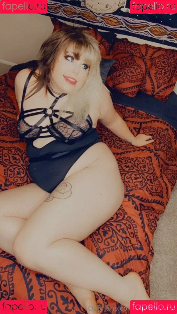the.merr.cat Onlyfans Photo Gallery 