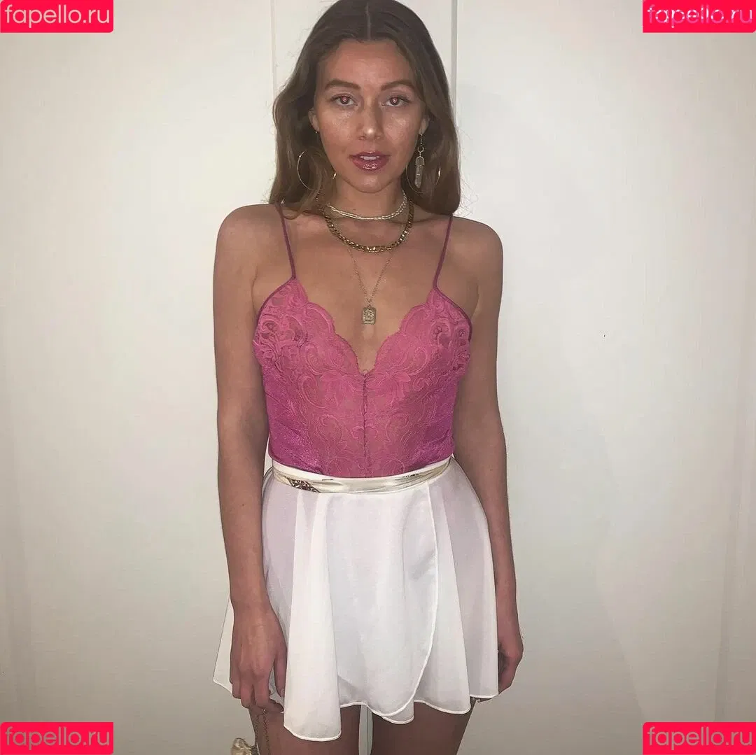 Veronica Desjardins Onlyfans Photo Gallery 
