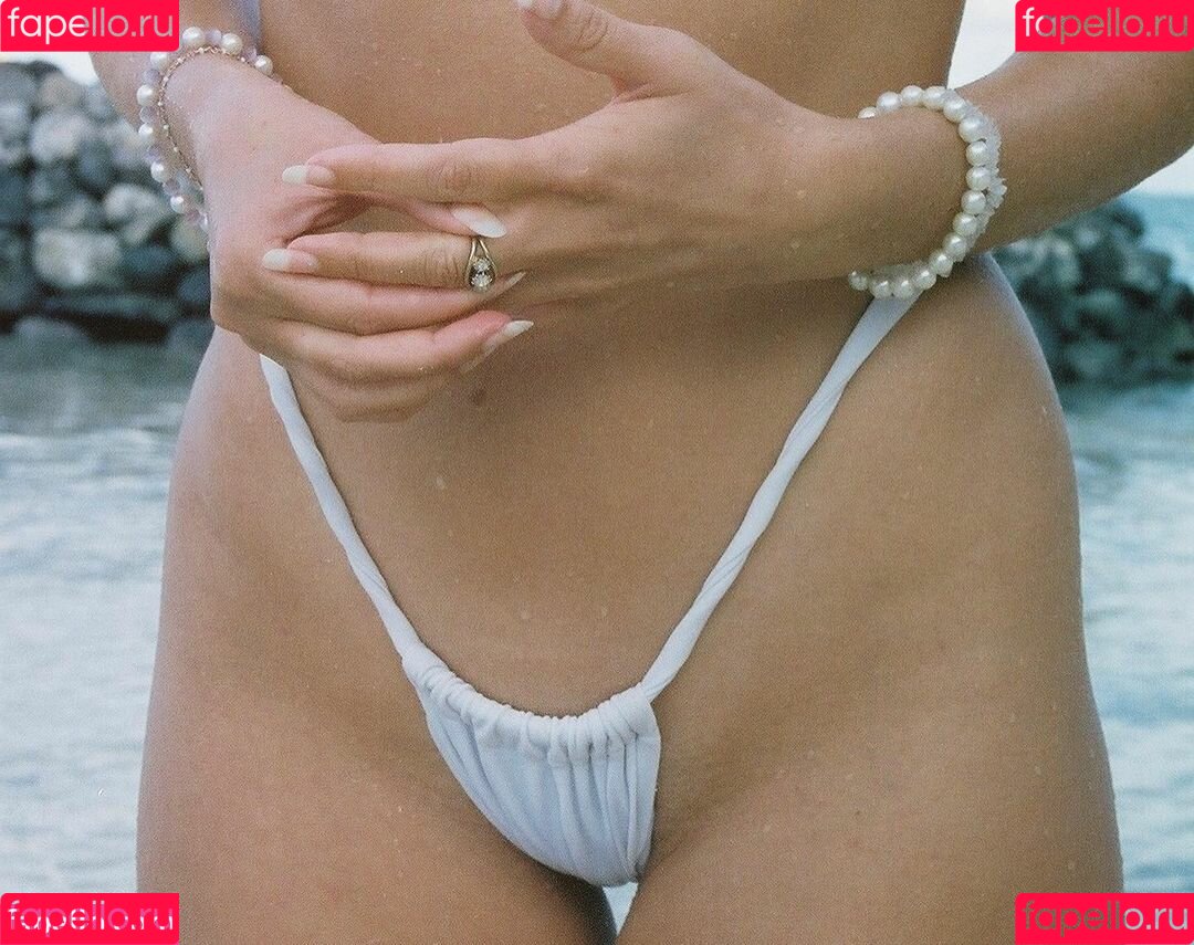 Veronica Desjardins Onlyfans Photo Gallery 