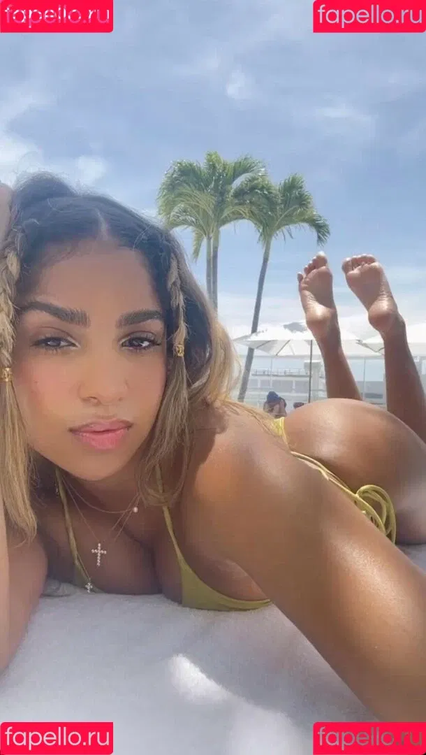 AyannaMarcelin Onlyfans Photo Gallery 