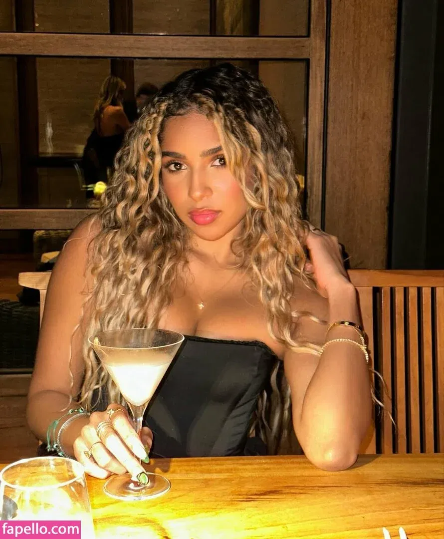 AyannaMarcelin Onlyfans Photo Gallery 