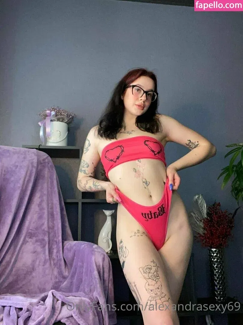 alexandrasexy69 Onlyfans Photo Gallery 