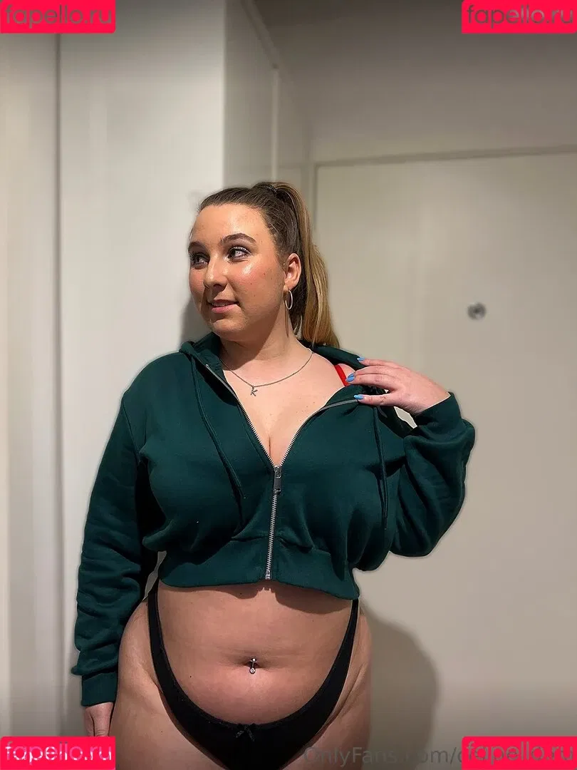 Celine_dem Onlyfans Photo Gallery 