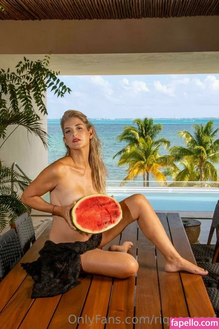 riquenesof Onlyfans Photo Gallery 