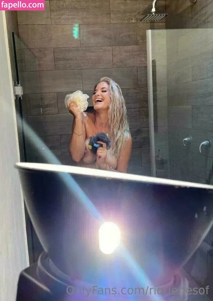 riquenesof Onlyfans Photo Gallery 