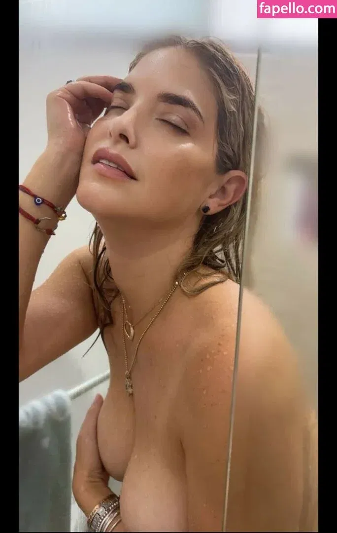 riquenesof Onlyfans Photo Gallery 