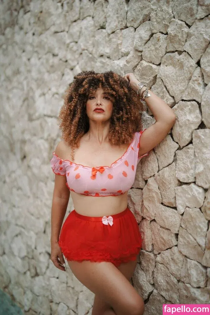 riquenesof Onlyfans Photo Gallery 