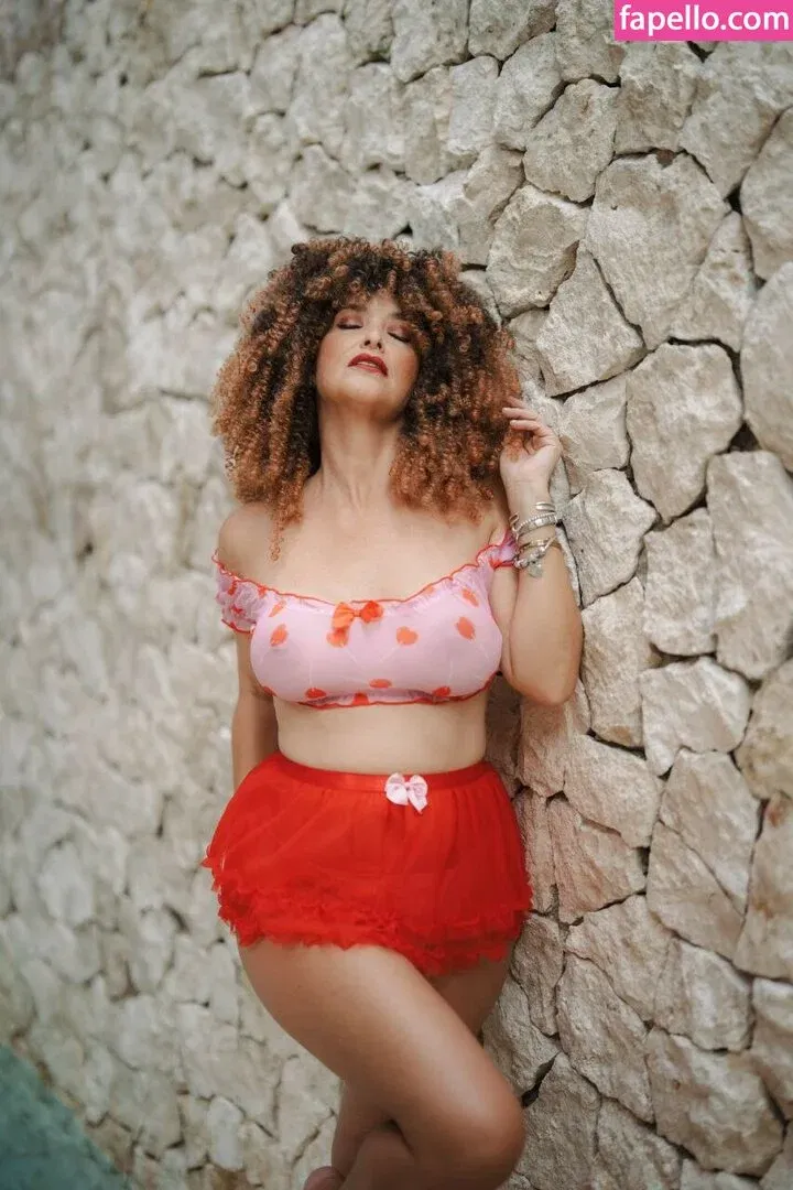 riquenesof Onlyfans Photo Gallery 