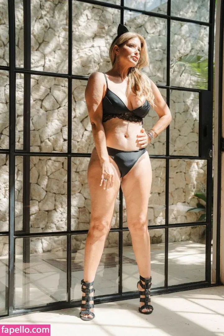 riquenesof Onlyfans Photo Gallery 