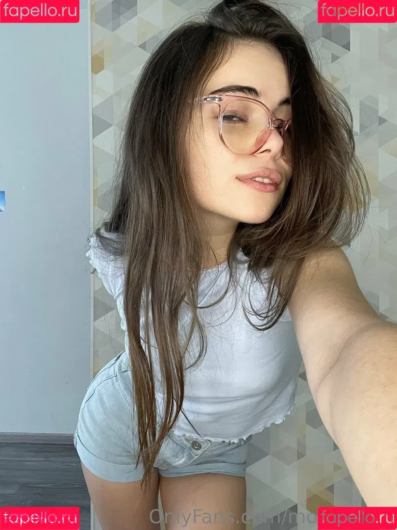 monakimm Onlyfans Photo Gallery 