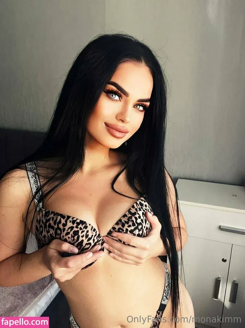 monakimm Onlyfans Photo Gallery 