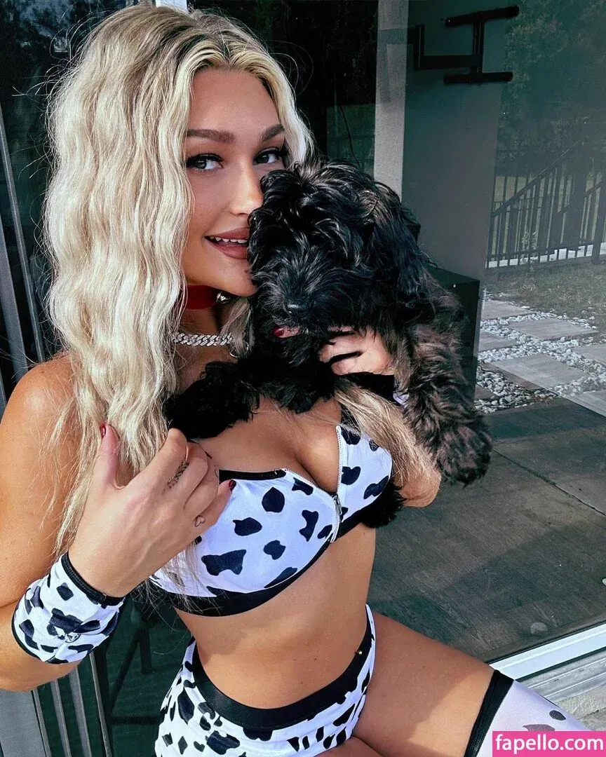 Izzi Dame Onlyfans Photo Gallery 