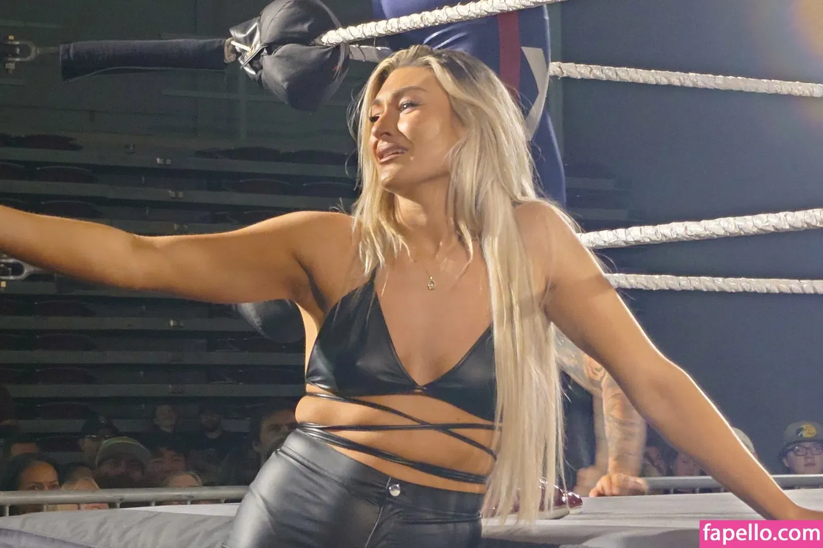 Izzi Dame Onlyfans Photo Gallery 