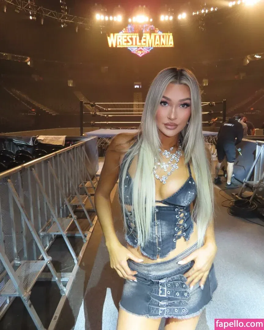 Izzi Dame Onlyfans Photo Gallery 