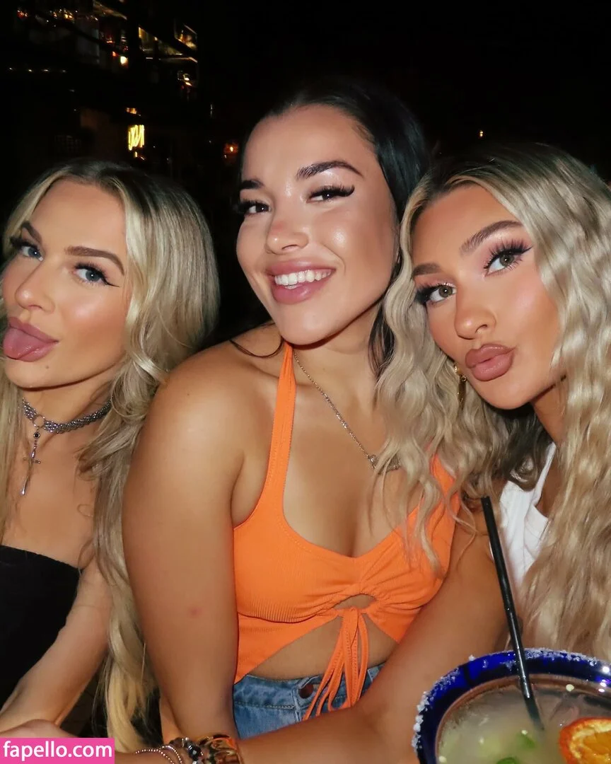 Izzi Dame Onlyfans Photo Gallery 