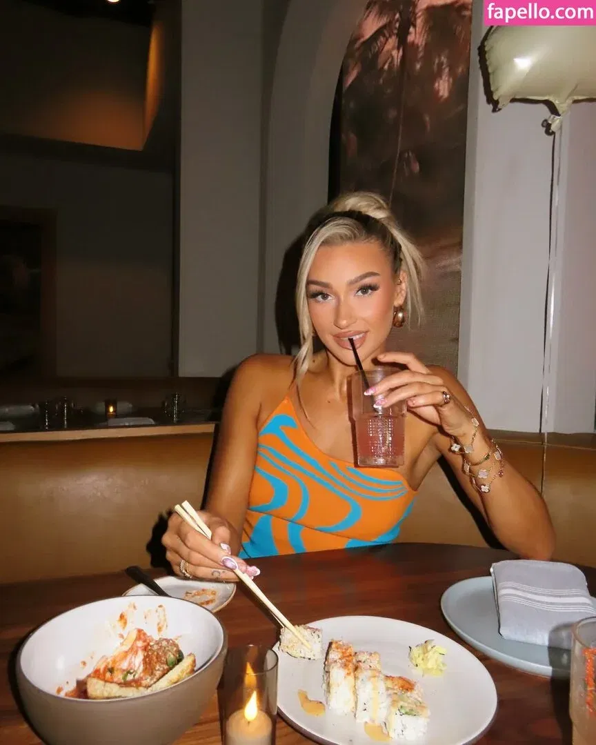 Izzi Dame Onlyfans Photo Gallery 