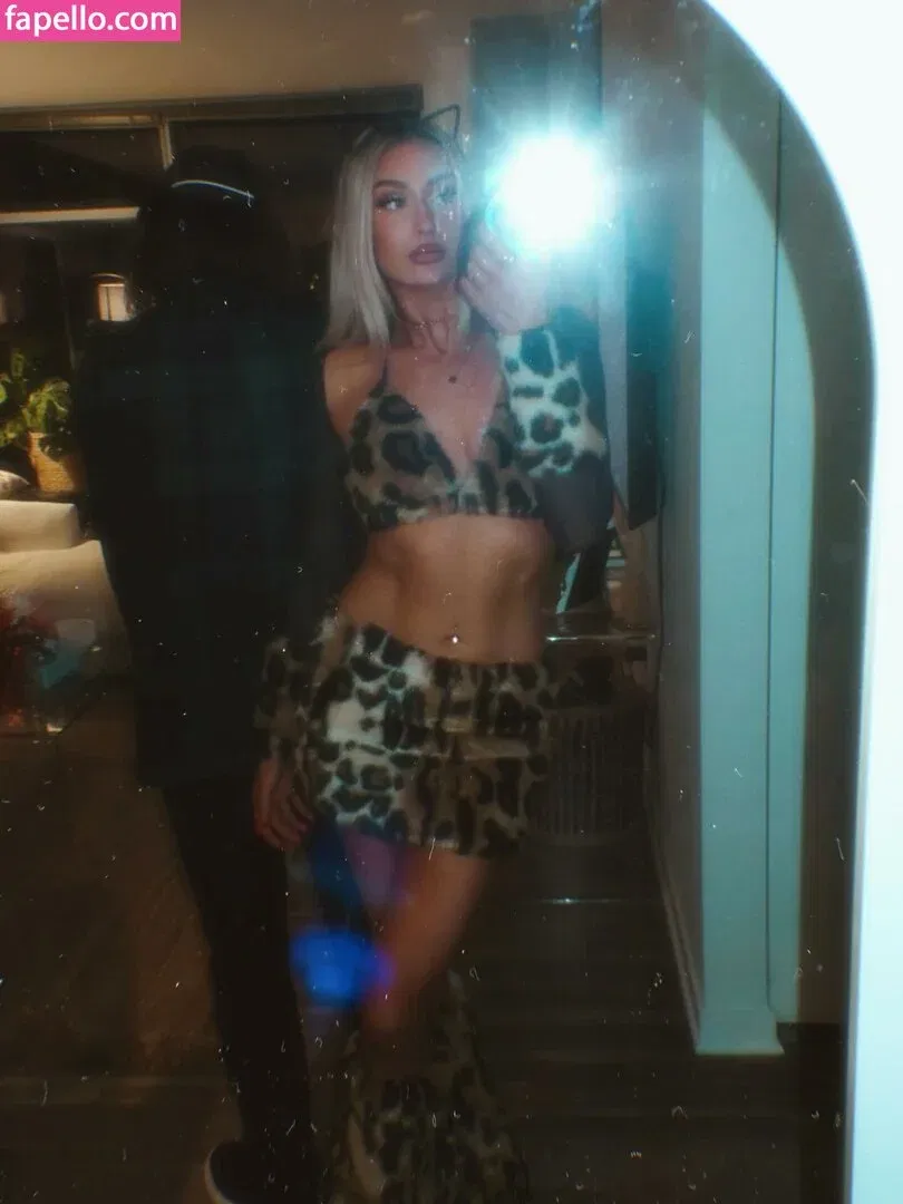 Izzi Dame Onlyfans Photo Gallery 