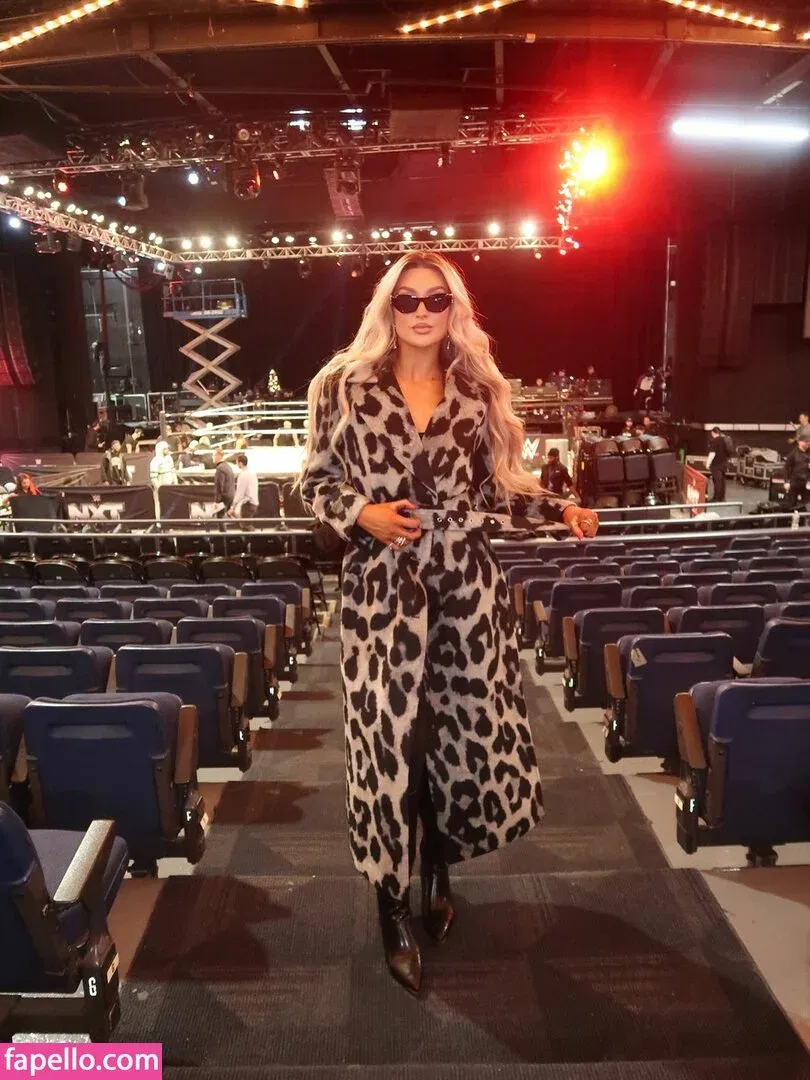 Izzi Dame Onlyfans Photo Gallery 