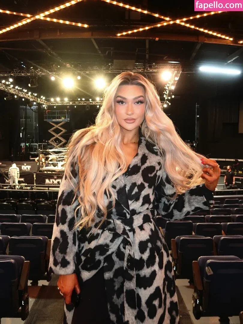 Izzi Dame Onlyfans Photo Gallery 