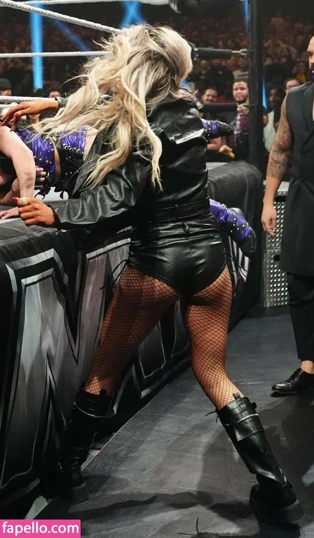 Izzi Dame Onlyfans Photo Gallery 