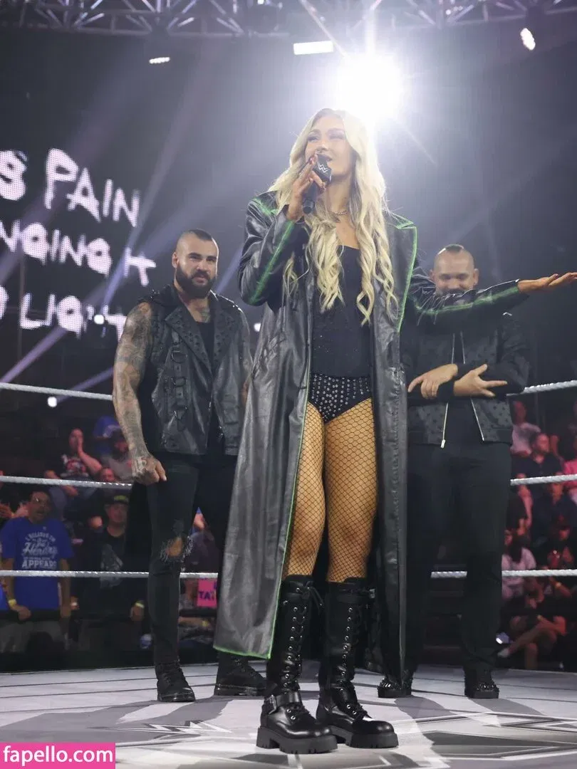 Izzi Dame Onlyfans Photo Gallery 