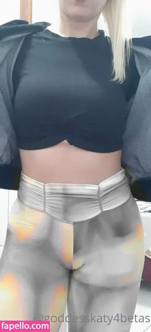 goddesskaty4betas Onlyfans Photo Gallery 